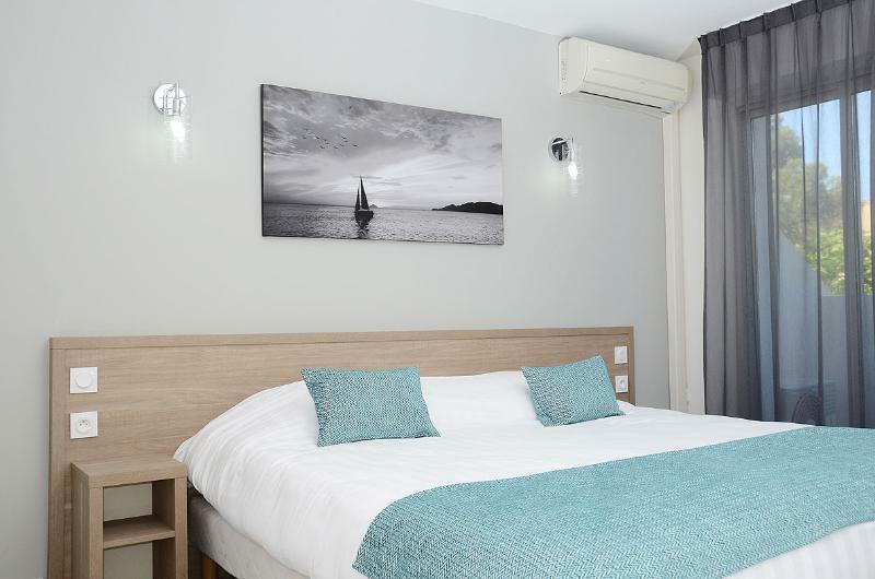 Hotel La Voile Bormes-les-Mimosas Buitenkant foto